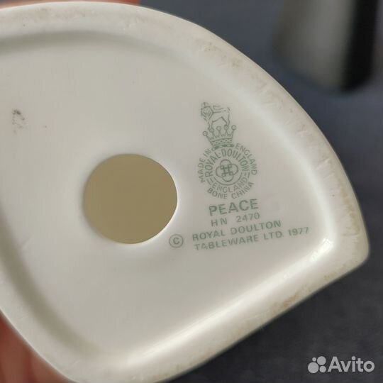 Фарфоровые статуэтки Royal Doulton 