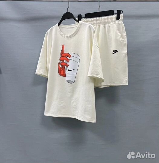 Спортивный костюм Nike