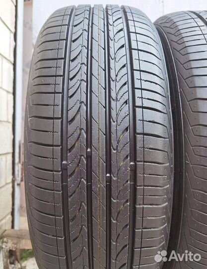 Nexen Roadian 581 235/60 R18 103H