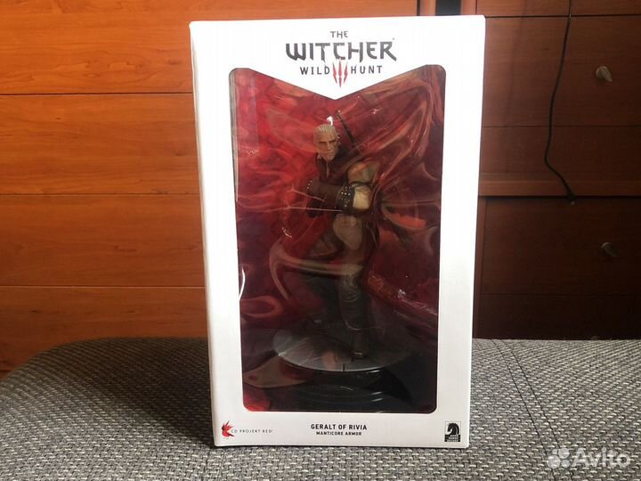 Фигурка Геральт