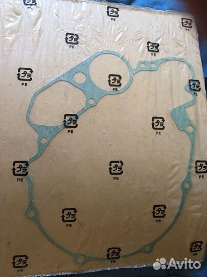 Прокладка левой крышки двигателя Honda VT1100C