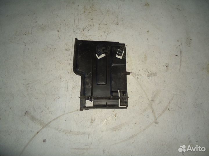 Кронштейн акб (аккумулятора) Форд Фокус 2