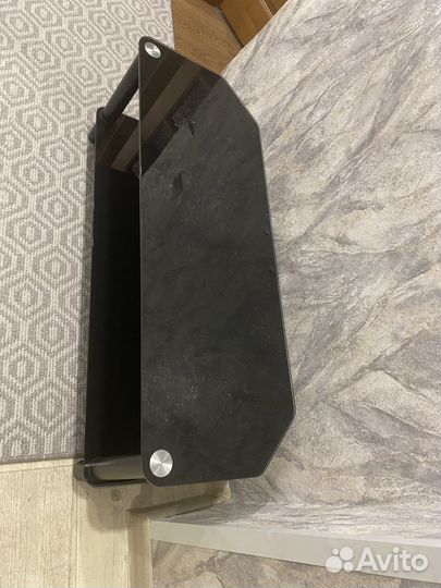 Стеклянная тумба под тв