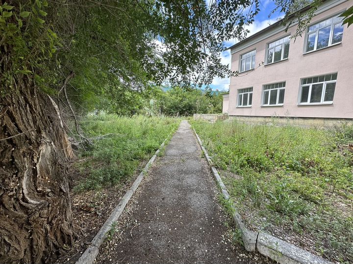 Гостиница, 600 м²