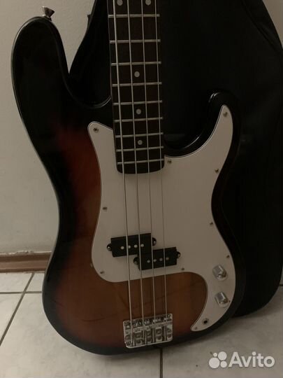 Бас гитара irin + комбоусилитель joyo + чехол