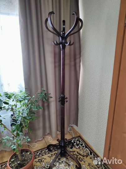 Вешалка напольная