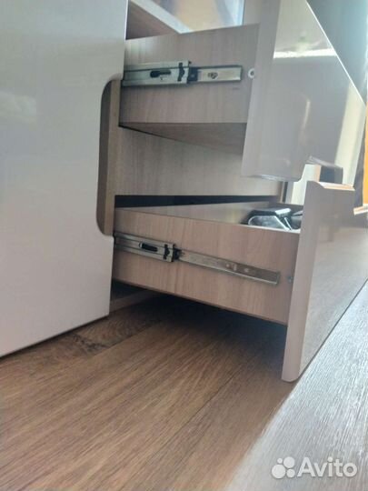 Тумба под тв