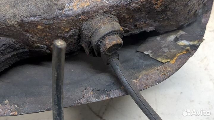 Ступица (кулак, цапфа) правая передняя Nissan Murano