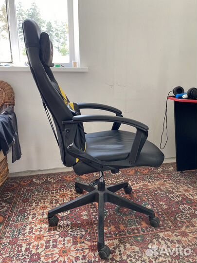 Игровой стул zombie driver