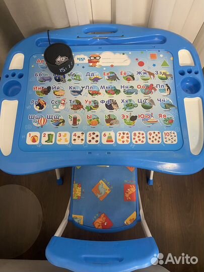 Детский стол со стулом