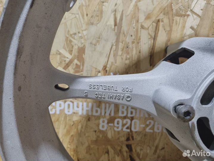 Suzuki gsx-r 600/750 k6/k7 колесо