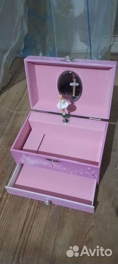 Музыкальная шкатулка