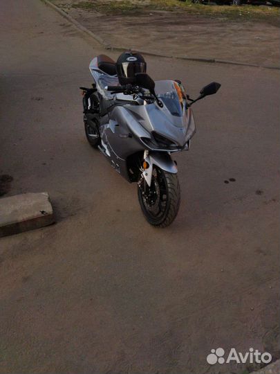 Электромотоцикл Ducati Panigale