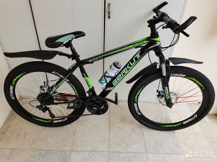 Два скоростных велосипеда R 26