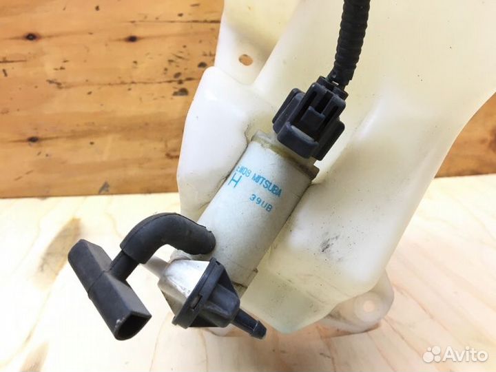 Бачок стеклоомывателя Honda Stepwgn RK5 R20A 2013