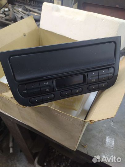 Магнитола Пежо 406