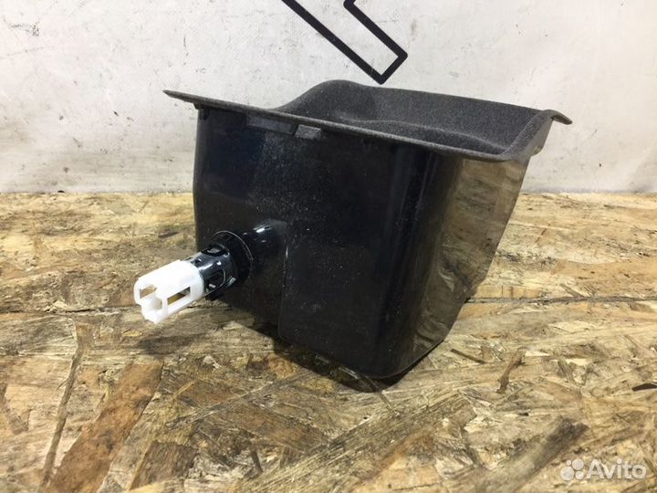 Ящик центральной консоли Porsche Cayenne 2