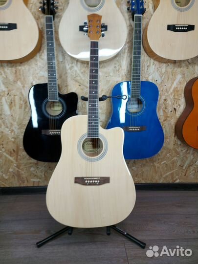 Акустическая гитара, дредноут (новая) + аксессуары