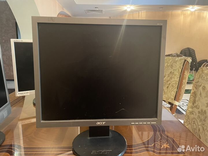 Мониторы 17-19 дюймов