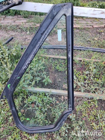 Форточка ford transit правая с 2000 по 2013 год