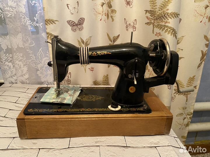 Швейная машина чайка