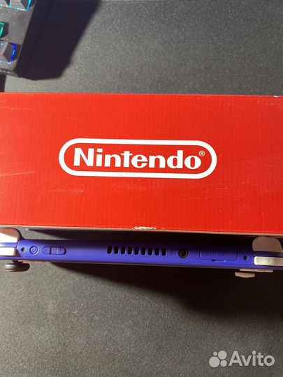 Nintendo switch lite