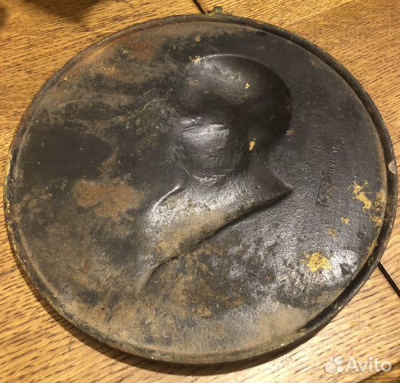 Каслинское литье А.С.Пушкин барельеф