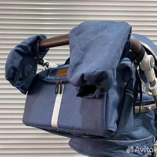 Коляска 3 в 1 Luxmom 520