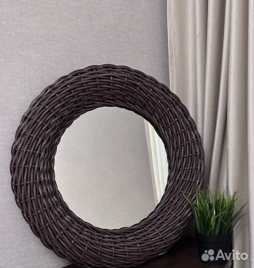 Зеркало из ротанга