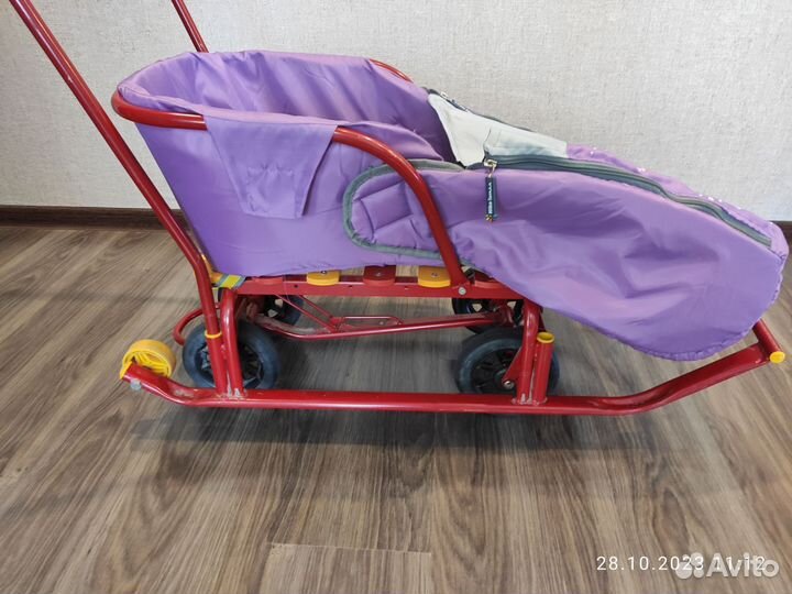Детские санки с колесами