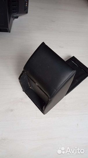 Подлокотник