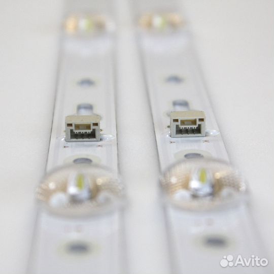 123 Подсветка 303TC320034 TCL32D05-ZC22AG-17