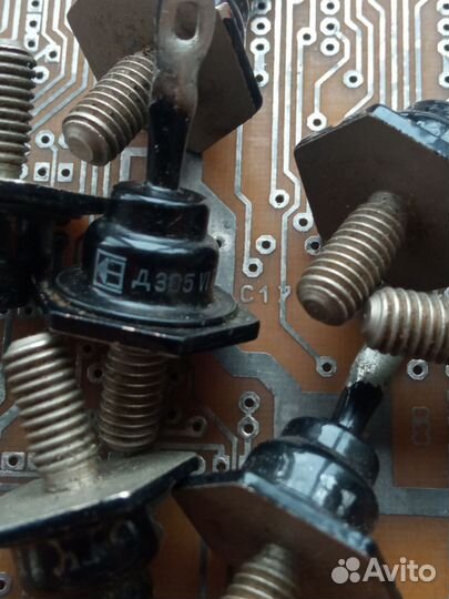 Д-305, диод, радиодетали