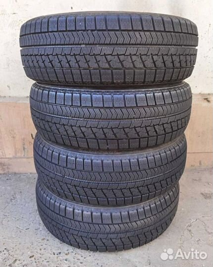 Bridgestone Blizzak VRX 185/60 R15 84Q