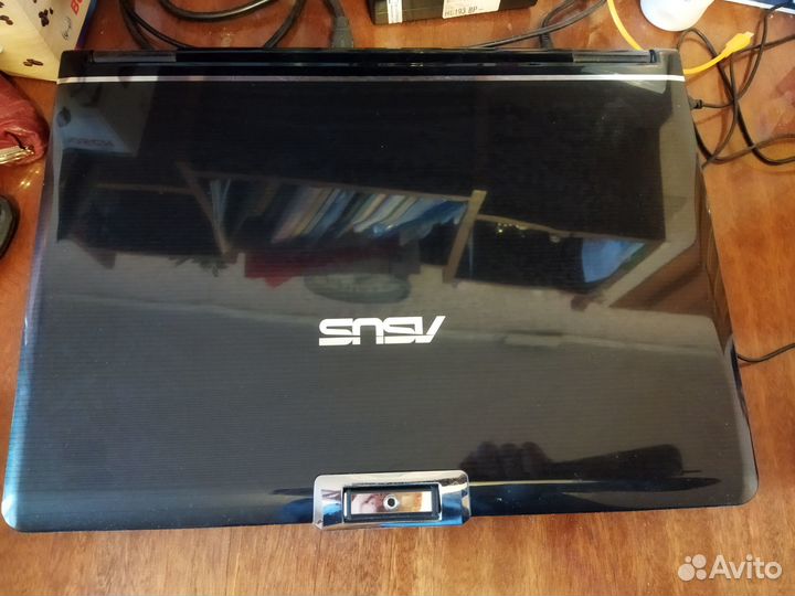 Ноутбук asus M70VM