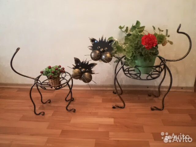 Кованные цветочники