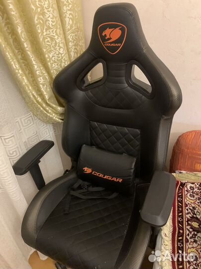 Кресло Cougar armor titan черное