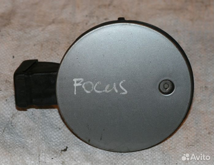 Ford Focus 1 лючок бензобака на Форд Фокус