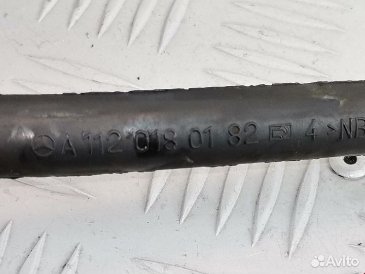 Патрубок вентиляции картерных газов Mercedes-Benz