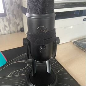 Микрофон Blue yeti + кронштейн