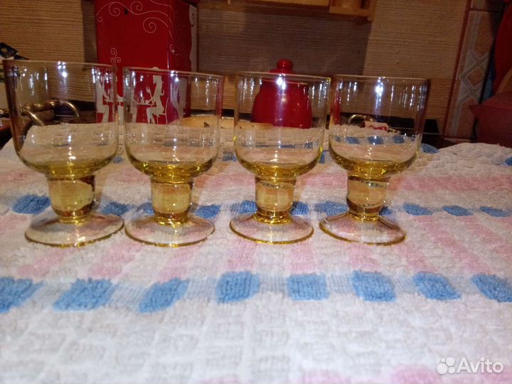 Рюмки разные набором