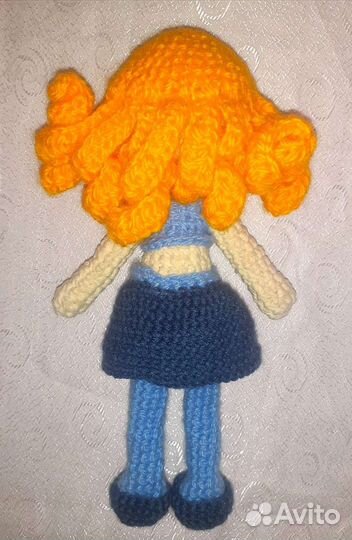 Вязаная кукла Тильда