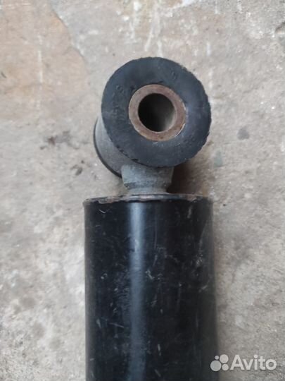 Амортизатор передний Mercedes-Benz G-Class W463