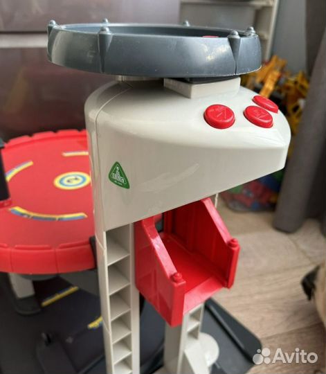 Парковка elc, серпантин и пожарная станция