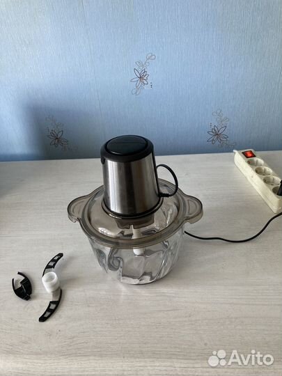 Измельчитель Kitfort кт-3012