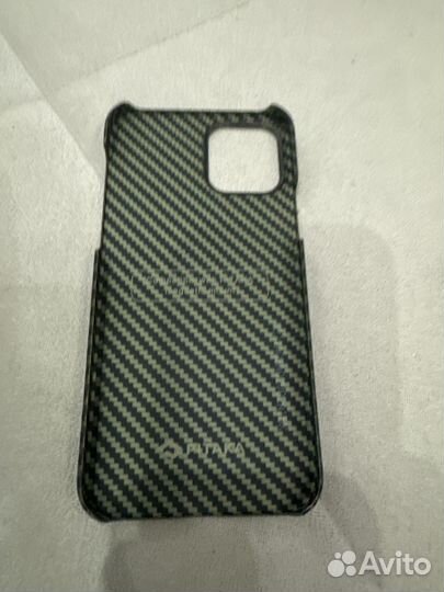 Оригинальный чехол на iPhone 12