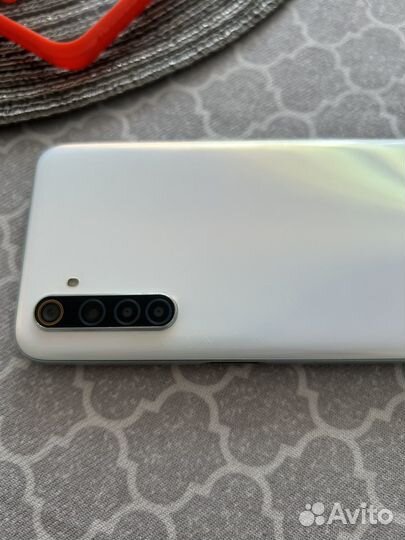 realme 6, 4/128 ГБ