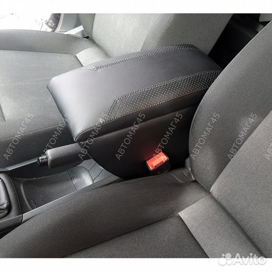 Подлокотник Skoda Rapid Volswagen Polo лифтбек