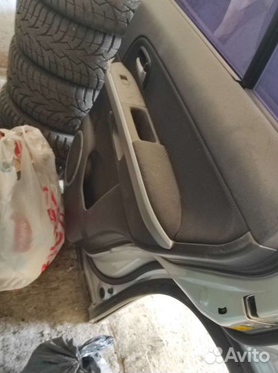 Правая задняя дверь сузуки гранд витара