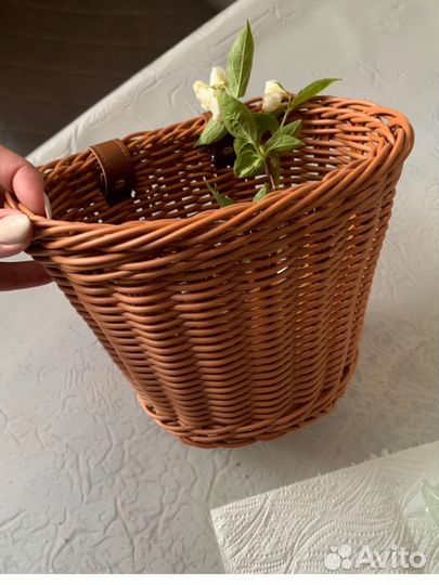 Плетеная корзина на велосипед, самокат, беговел